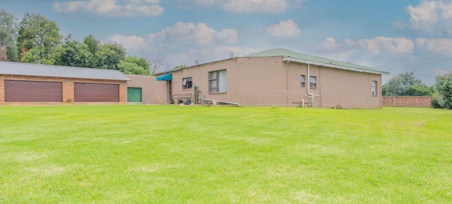 3 Bedroom Property for Sale in Van Rhyn Gauteng