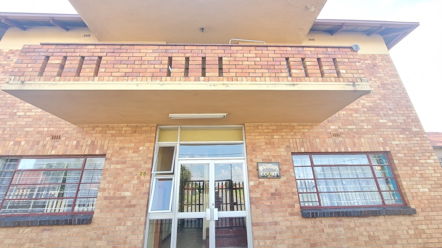 2 Bedroom Property for Sale in Townsview Gauteng