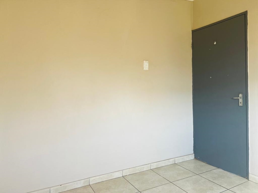 2 Bedroom Property for Sale in Jabulani Gauteng