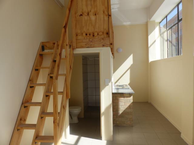 To Let 2 Bedroom Property for Rent in Doornfontein Gauteng