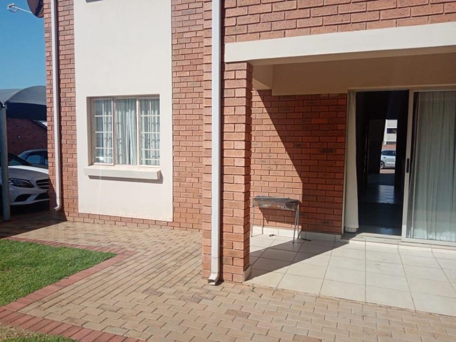 To Let 0 Bedroom Property for Rent in Monavoni Gauteng