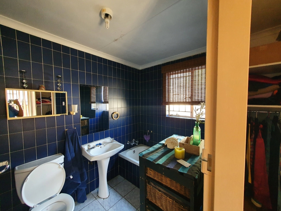 4 Bedroom Property for Sale in Sherwood Gardens Gauteng