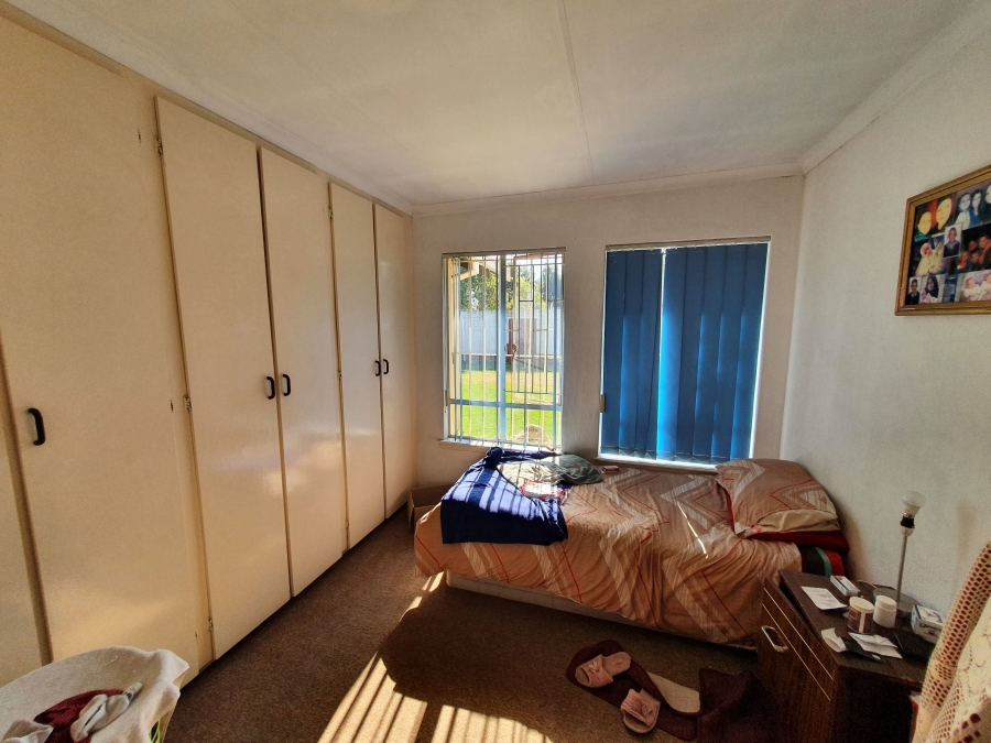 4 Bedroom Property for Sale in Sherwood Gardens Gauteng