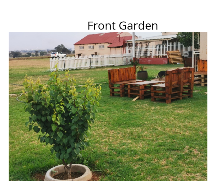 To Let 2 Bedroom Property for Rent in Withok Gauteng