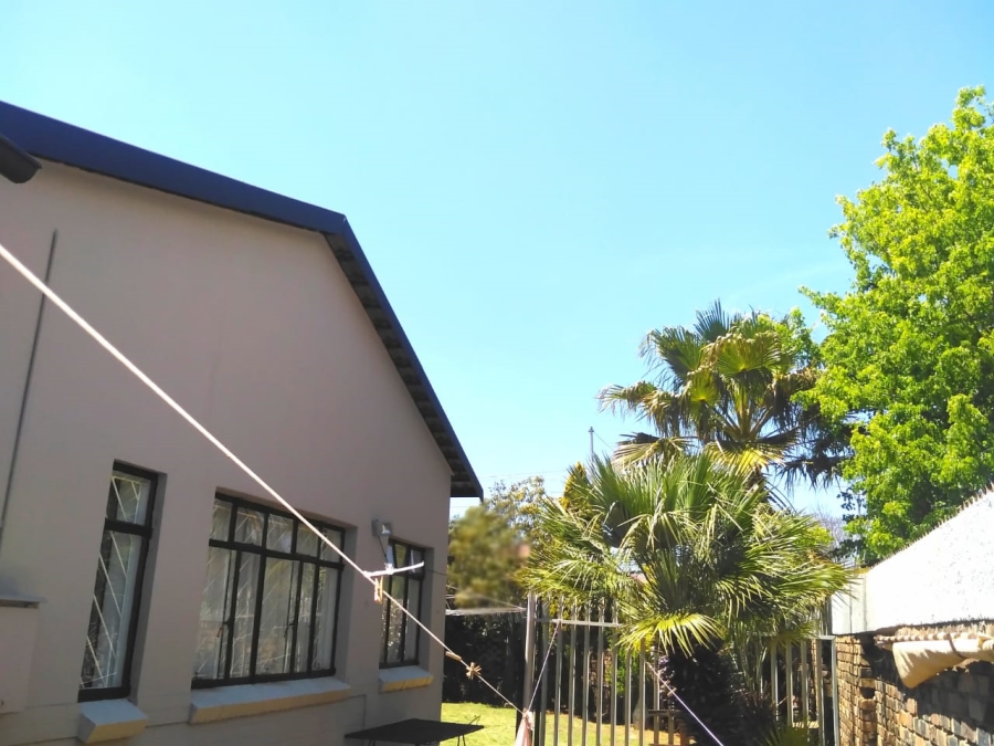 8 Bedroom Property for Sale in Homelake Gauteng