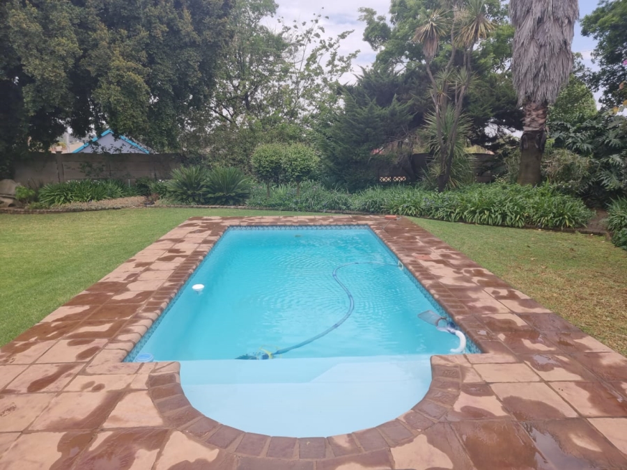 4 Bedroom Property for Sale in Greenhills Gauteng