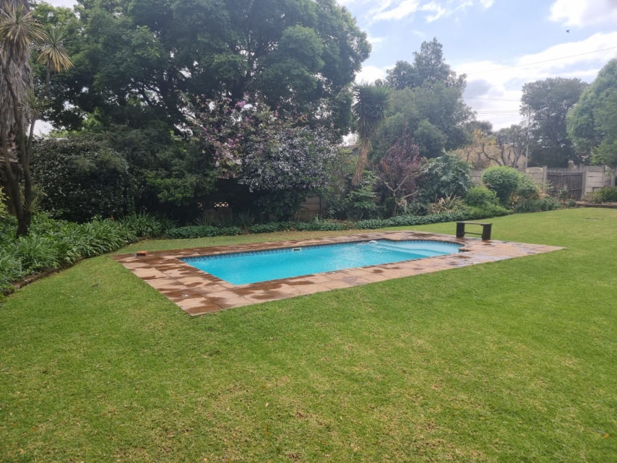 4 Bedroom Property for Sale in Greenhills Gauteng