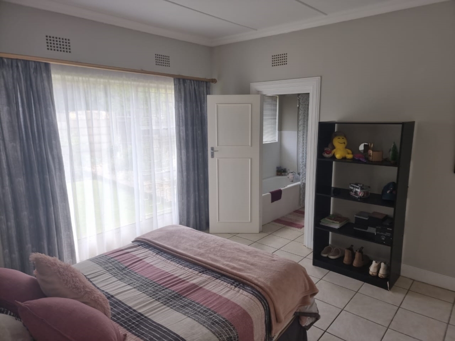 4 Bedroom Property for Sale in Greenhills Gauteng
