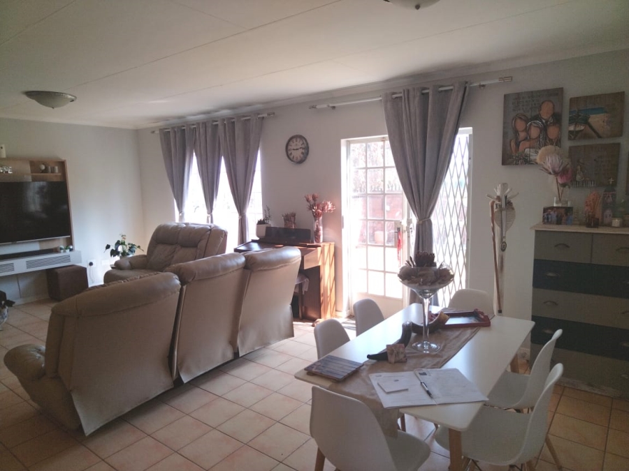 3 Bedroom Property for Sale in Greenhills Gauteng