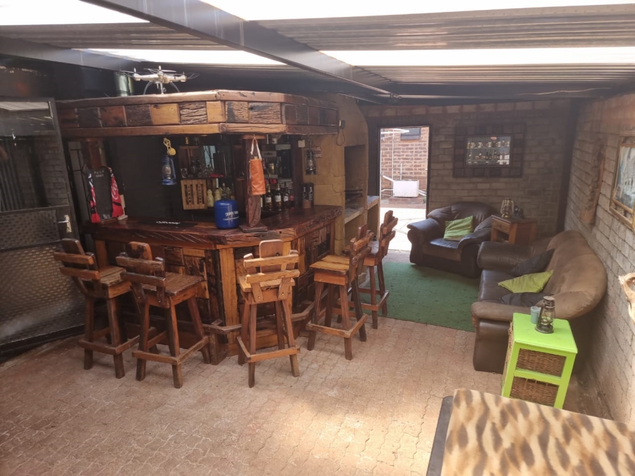 3 Bedroom Property for Sale in Greenhills Gauteng