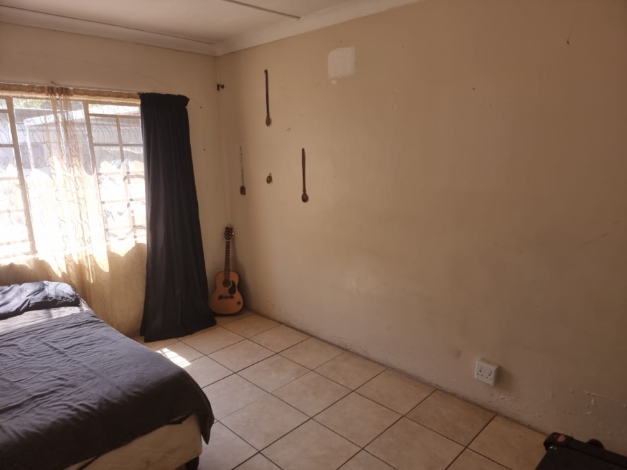 3 Bedroom Property for Sale in Greenhills Gauteng