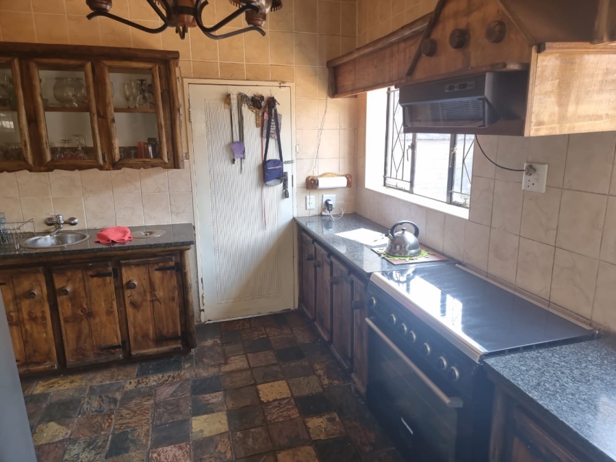 3 Bedroom Property for Sale in Greenhills Gauteng