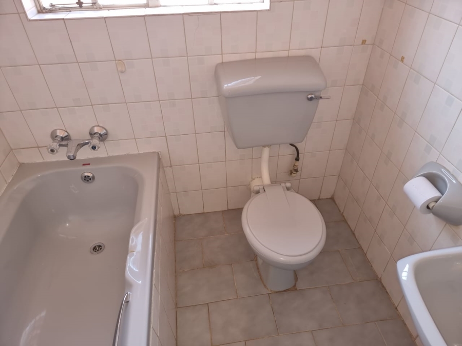 3 Bedroom Property for Sale in Helikonpark Gauteng