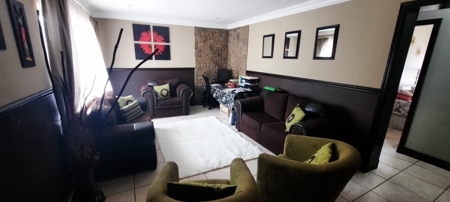 4 Bedroom Property for Sale in Greenhills Gauteng