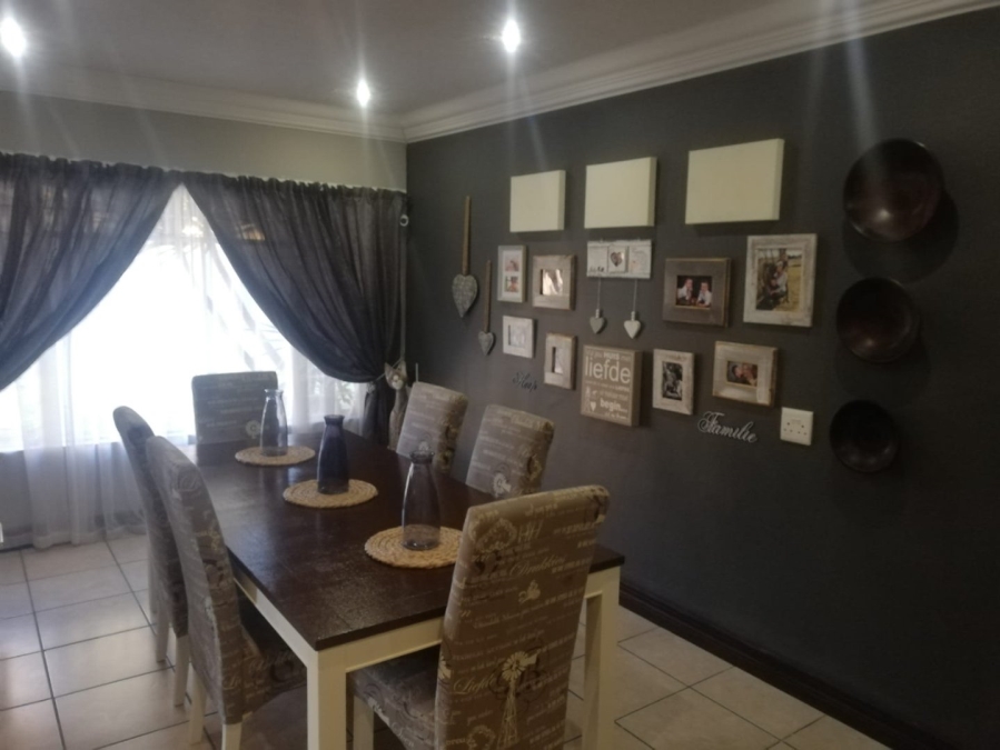 4 Bedroom Property for Sale in Greenhills Gauteng