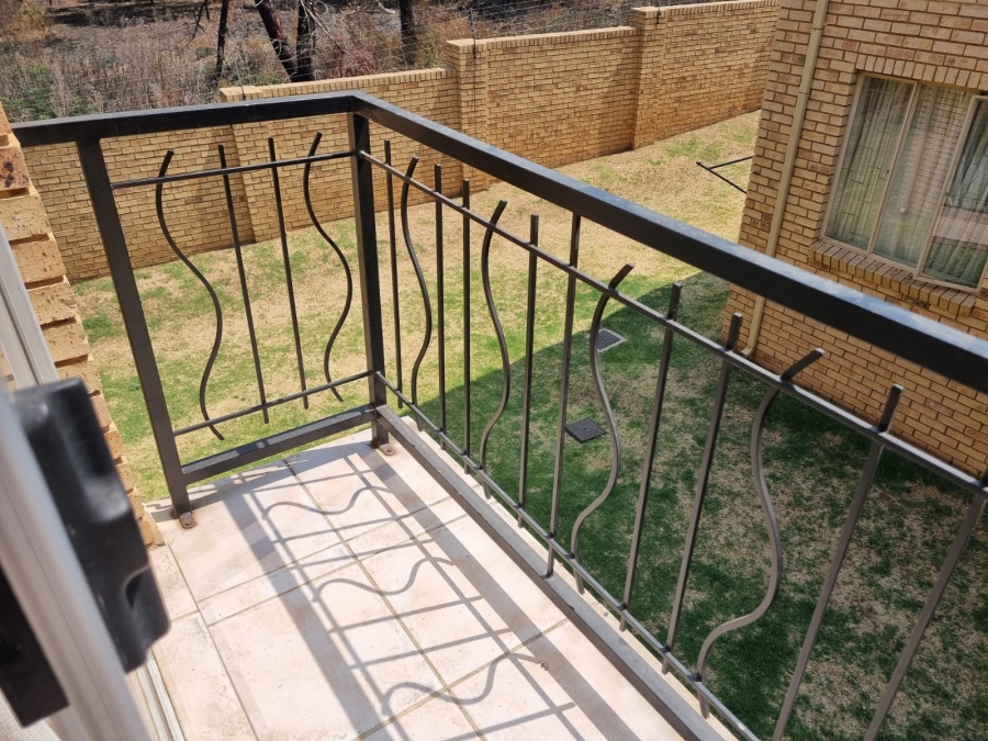 2 Bedroom Property for Sale in Greenhills Gauteng