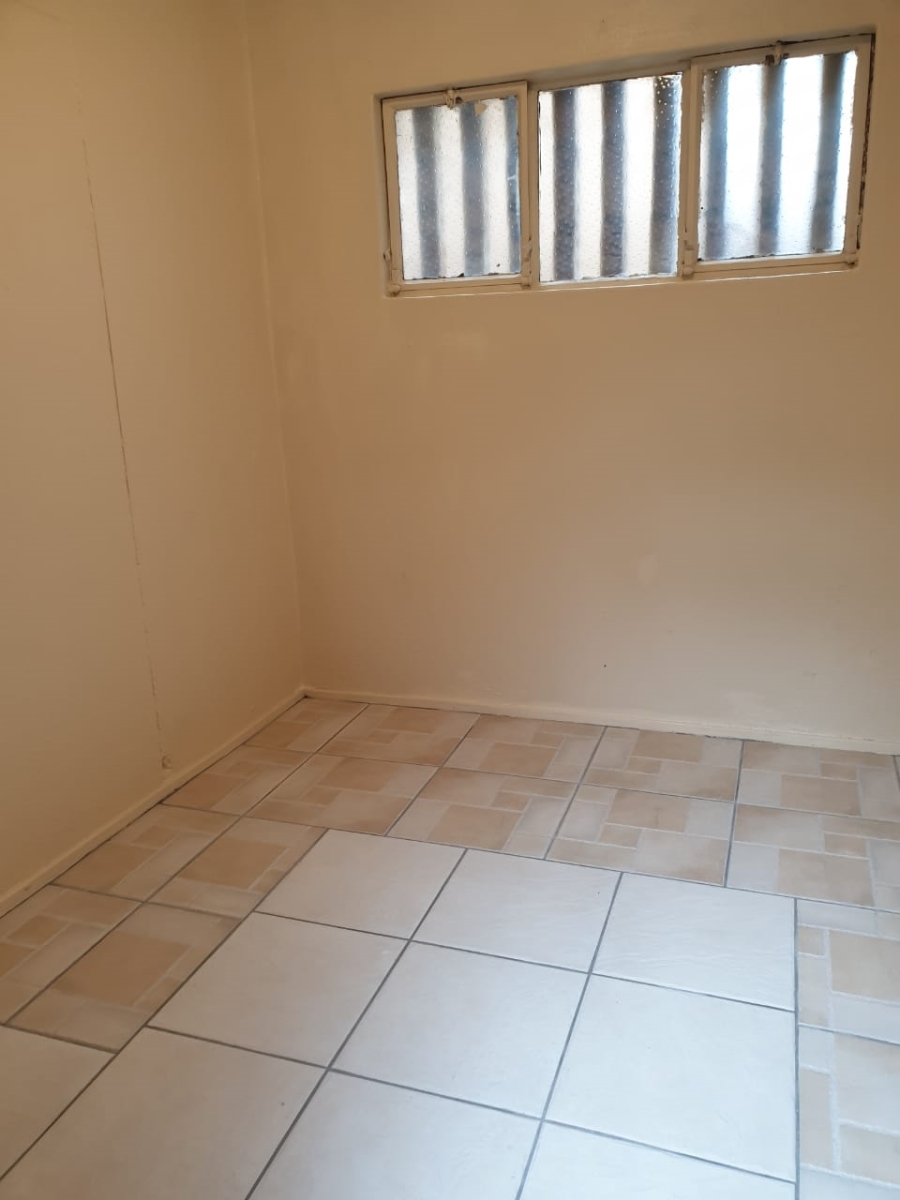 4 Bedroom Property for Sale in Victory Park Gauteng