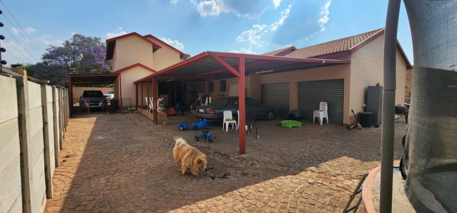 4 Bedroom Property for Sale in Randpoort Gauteng