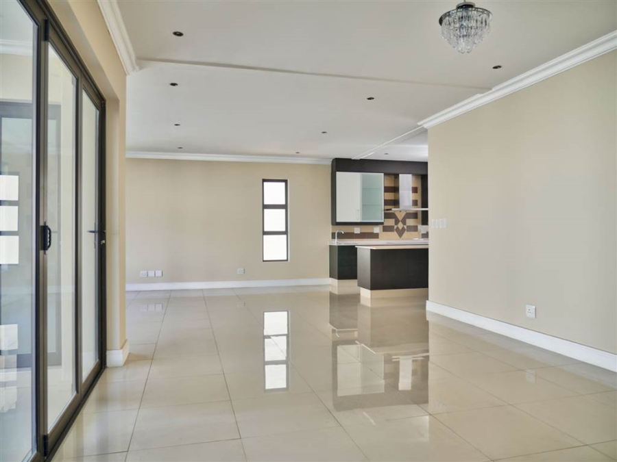 To Let 4 Bedroom Property for Rent in Rivonia Gauteng