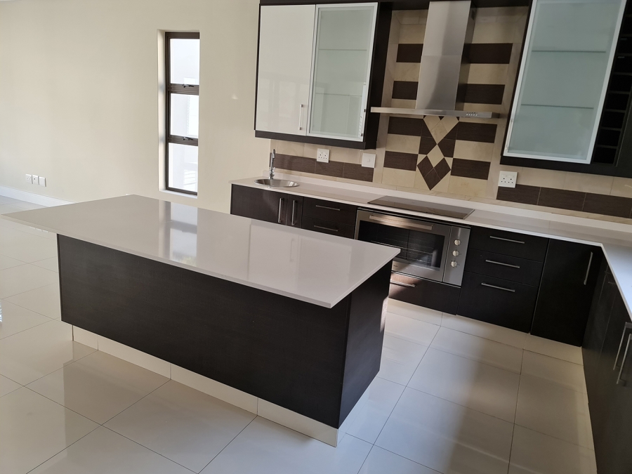 To Let 4 Bedroom Property for Rent in Rivonia Gauteng