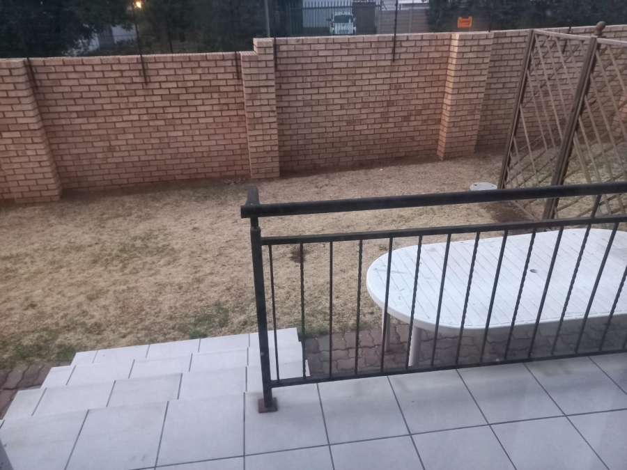 2 Bedroom Property for Sale in South Crest Gauteng