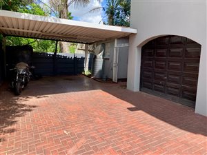 10 Bedroom Property for Sale in Lakefield Gauteng