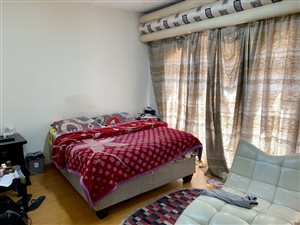 10 Bedroom Property for Sale in Lakefield Gauteng