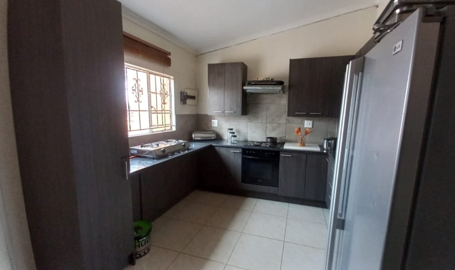 6 Bedroom Property for Sale in Riverlea Gauteng