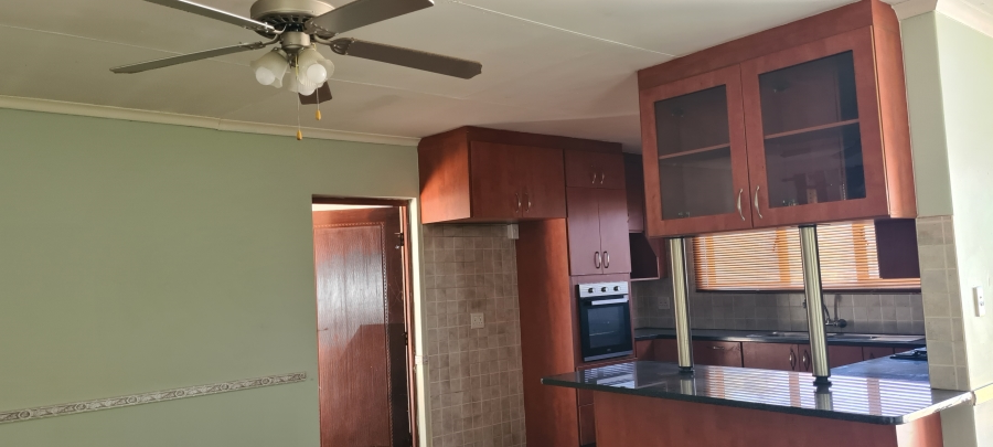 3 Bedroom Property for Sale in Helderwyk Gauteng