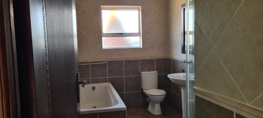 3 Bedroom Property for Sale in Helderwyk Gauteng