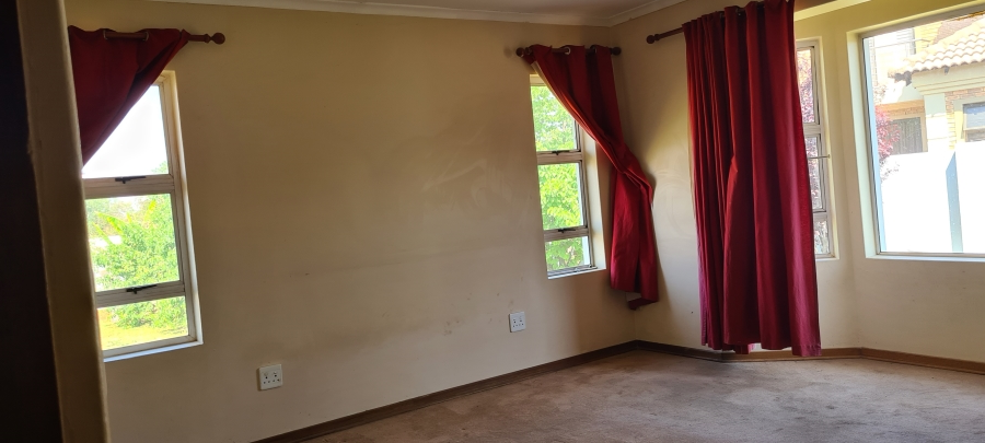 3 Bedroom Property for Sale in Helderwyk Gauteng