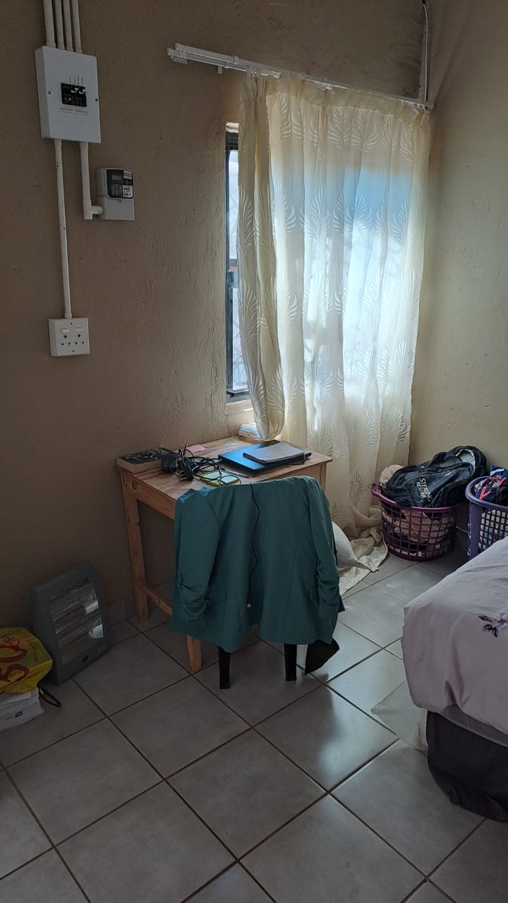 Room for rent in Clayville Gauteng. Listed by PropertyCentral