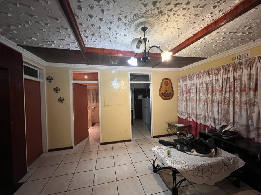2 Bedroom Property for Sale in Mohlakeng Gauteng