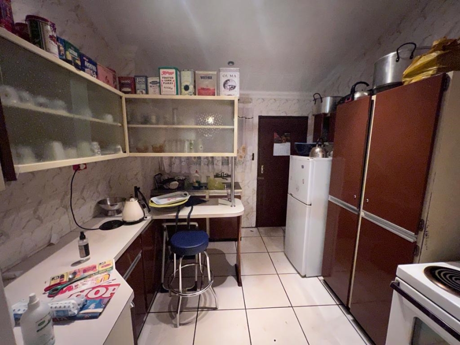 2 Bedroom Property for Sale in Mohlakeng Gauteng