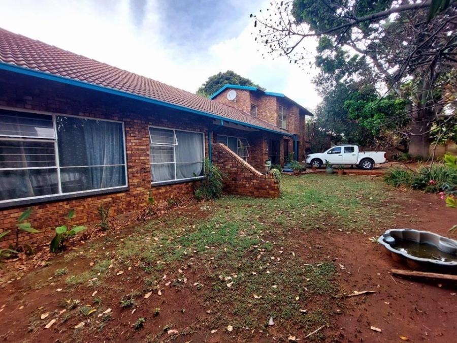 4 Bedroom Property for Sale in Karenpark Gauteng