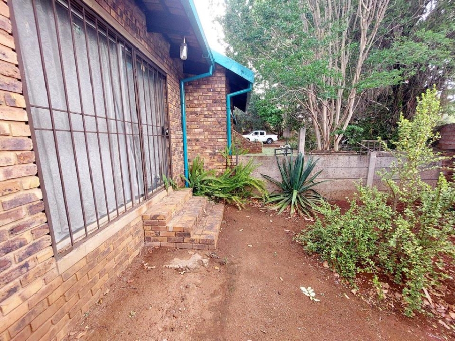 4 Bedroom Property for Sale in Karenpark Gauteng