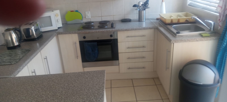 To Let 1 Bedroom Property for Rent in Bromhof Gauteng