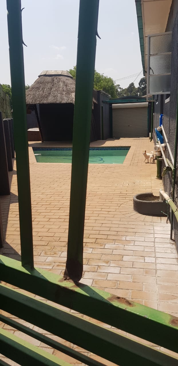 2 Bedroom Property for Sale in Turffontein Gauteng