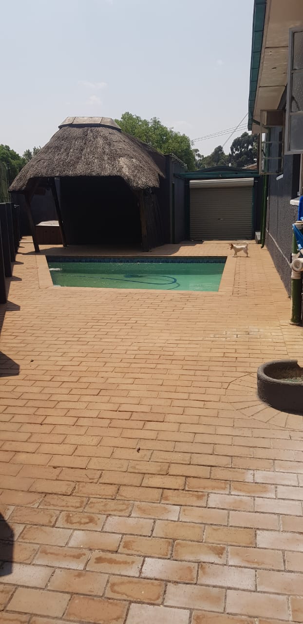 2 Bedroom Property for Sale in Turffontein Gauteng