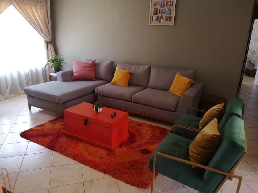3 Bedroom Property for Sale in Robinpark Gauteng
