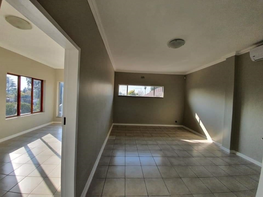 3 Bedroom Property for Sale in Freeway Park Gauteng