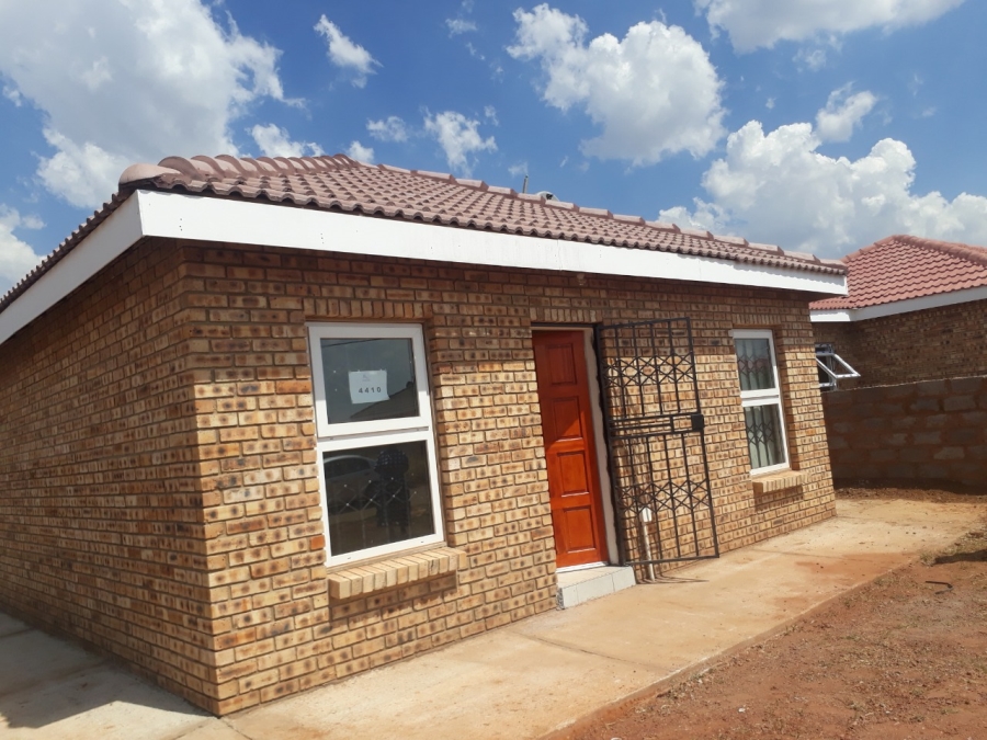 To Let 2 Bedroom Property for Rent in Lehae Gauteng