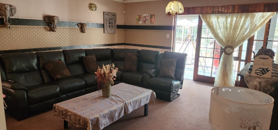 4 Bedroom Property for Sale in Westonaria Gauteng