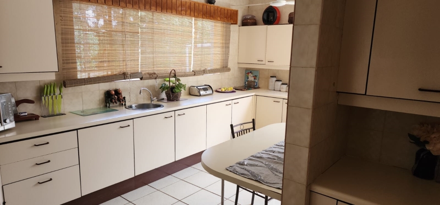 4 Bedroom Property for Sale in Westonaria Gauteng
