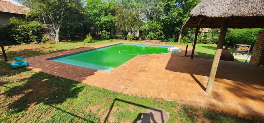 4 Bedroom Property for Sale in Westonaria Gauteng