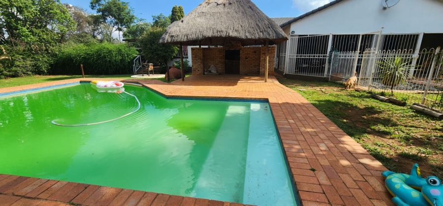 4 Bedroom Property for Sale in Westonaria Gauteng