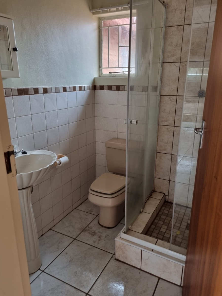 3 Bedroom Property for Sale in Helikonpark Gauteng