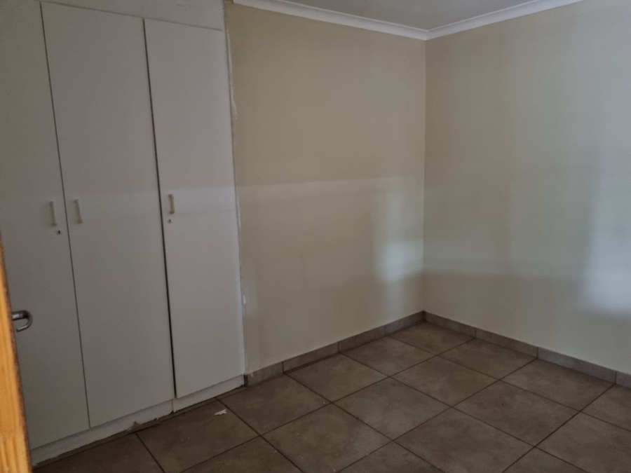 3 Bedroom Property for Sale in Helikonpark Gauteng