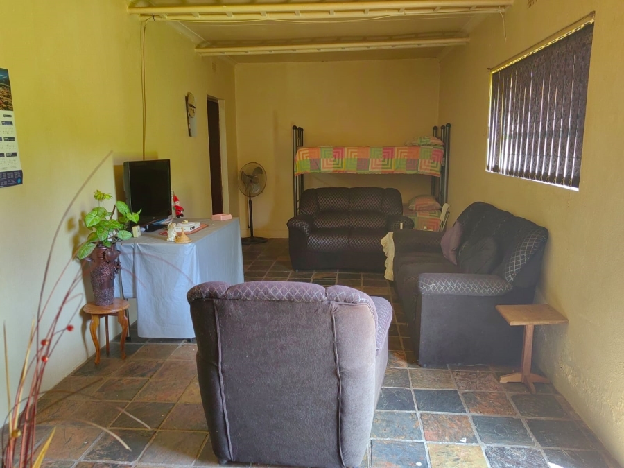 5 Bedroom Property for Sale in Greenhills Gauteng