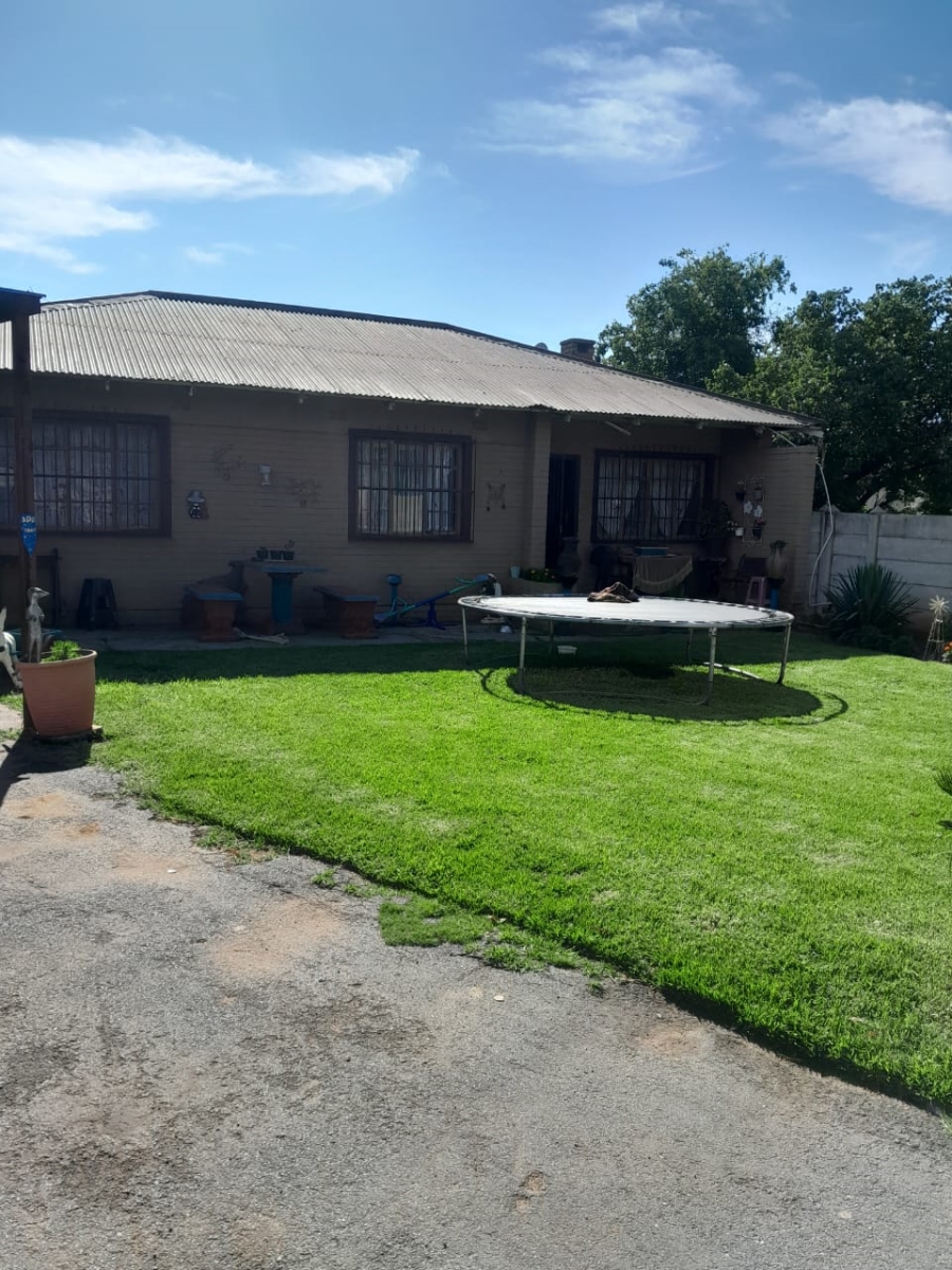 3 Bedroom Property for Sale in Vanderbijlpark CW Gauteng